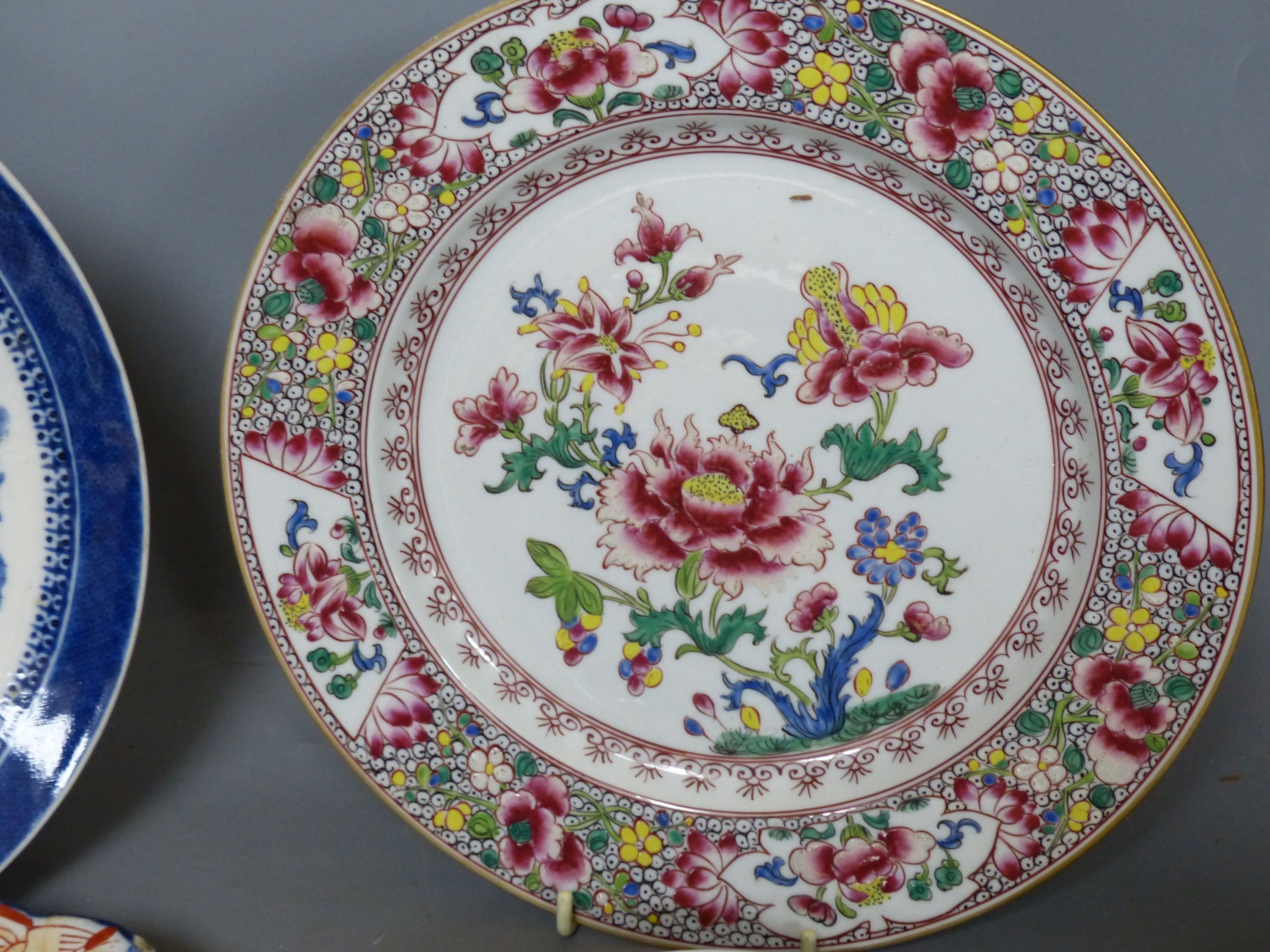 Four Chinese and Japanese plates, largest 28cm diameter